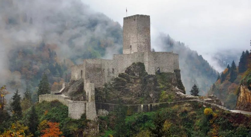 Rize Zilkale Tarihi: Karadeniz'in En Görkemli Orta Çağ Kalesi